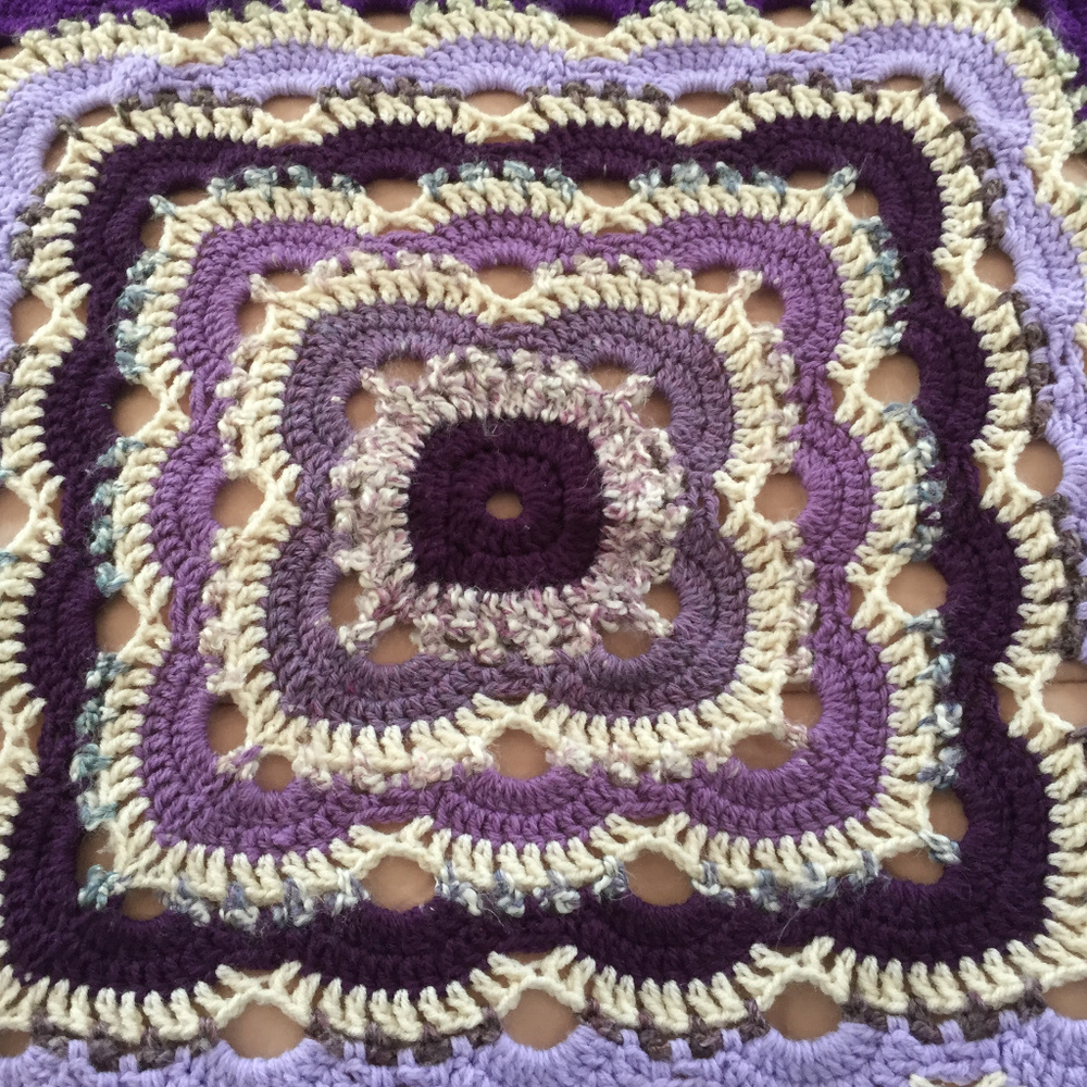 Meet your Posher, Elaine